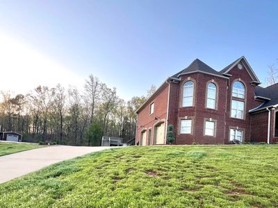 285 Oak Valley Dr