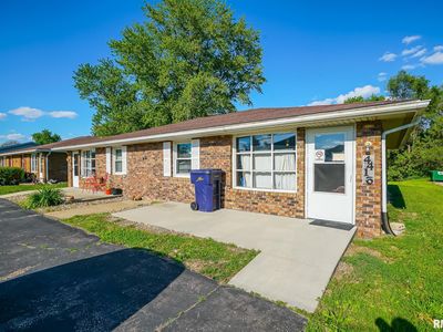 4414/4416 S Airport Rd
