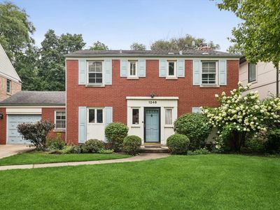 1246 Franklin Ave