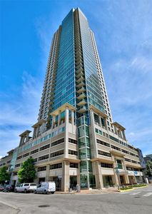 300 Bowie St APT 1305