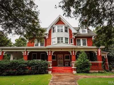 201 N Jackson St