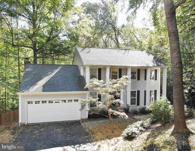 6099 River Forest Dr