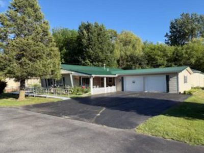 1718 Sunrise Dr