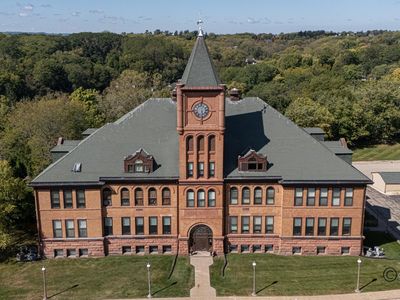 411 S Prospect St APT 210