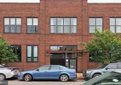 1203 N 3rd St #202