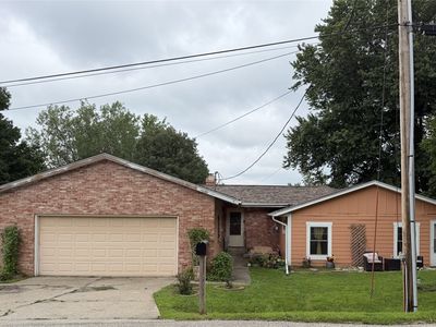 Property at 810 Juniper Ave, Kellogg, IA
