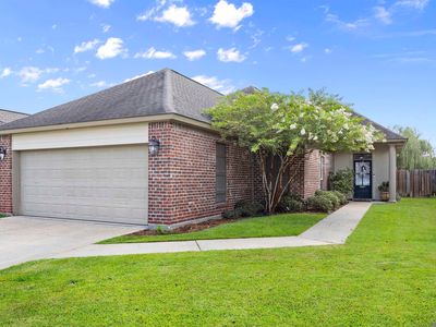 8967 Lake Mist Dr
