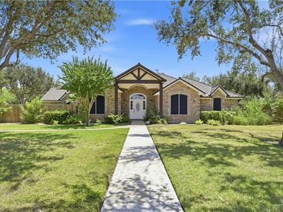 2623 Woodland Dr