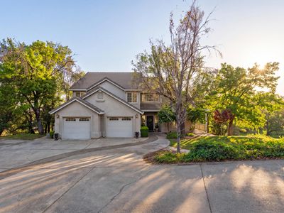 8725 Landmark Cir