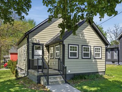 906 Page St
