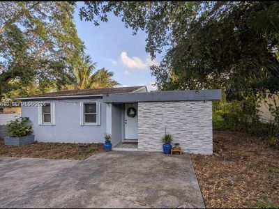 442 NE 162nd St