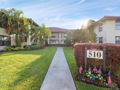 510 SW South River Dr APT 203