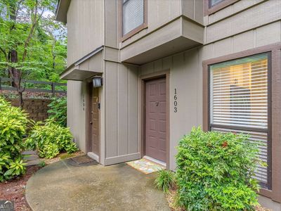 Property at 1603 Cumberland Ct SE, Smyrna, GA