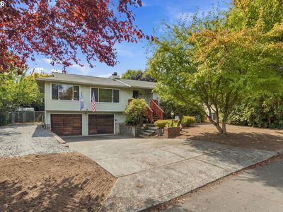 Property at 1105 NE 126th St, Vancouver, WA