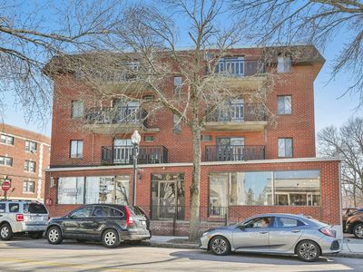 26 W Wyoming Ave #1E