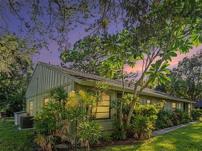 5031 BARRINGTON CIRCLE #601