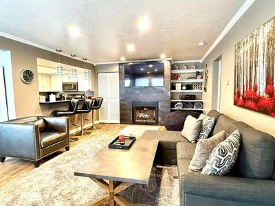 150 W Ridge View St #204