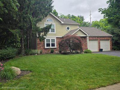 3888 Thoroughbred Ct