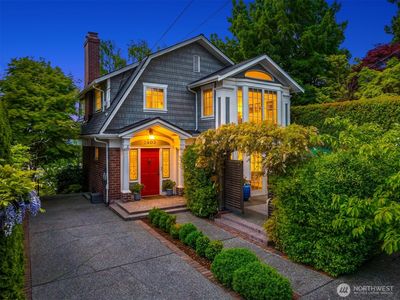 2403 11th Avenue W
