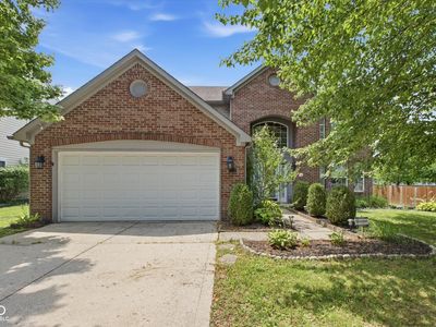 10206 Carmine Dr