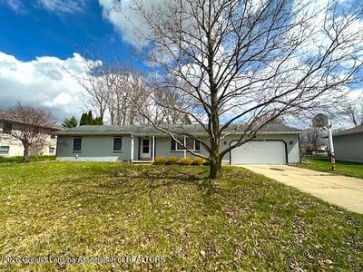 1584 Stonehaven Dr