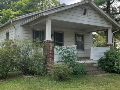 216 Wood St