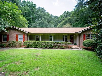 100 Melody Ln