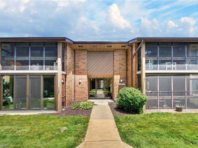 22936 Mastick Rd APT 101