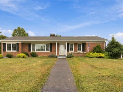 104 N Porter Dr