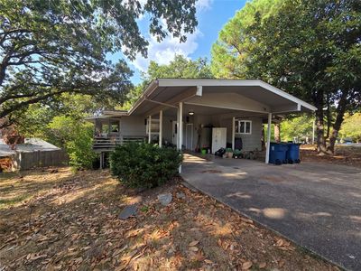 19 Worcester Dr