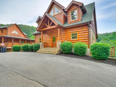 2178 Bear Haven Way