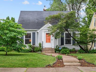1133 California Ave W