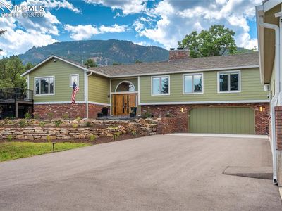 5 Penrose Blvd