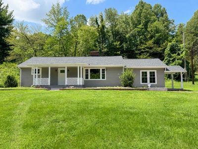 112 Frankie Ln