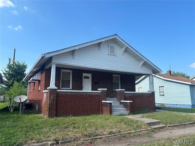 51 W Beach Ave