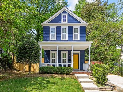 2409 Lola Ave