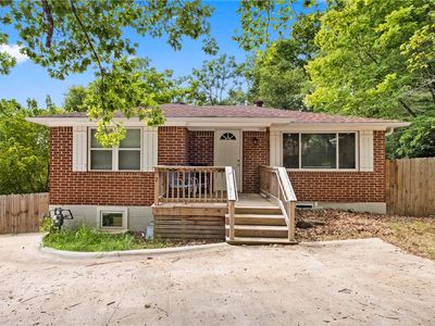453 S Mashburn Ave