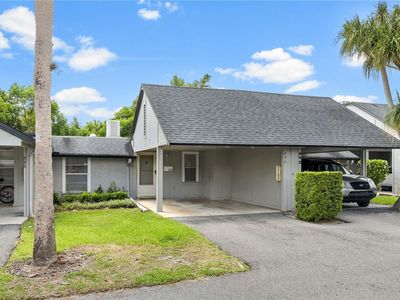 894 Jonathan Way