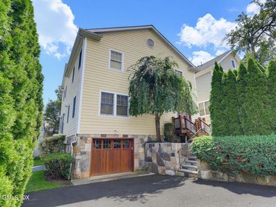 49 Harold St #1