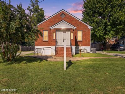 109 Berry Ave