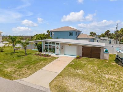 3929 S Peninsula Dr