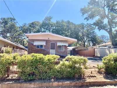 5823 Cottage Ave