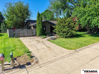 1516 Kennedy Dr