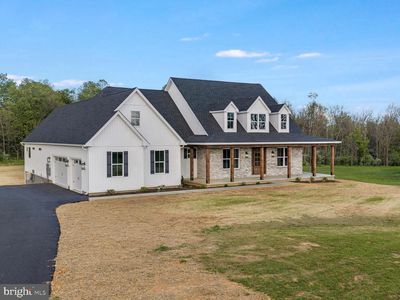 17 Maple Hill Ln