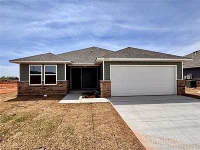 1224 E Stetson Ln