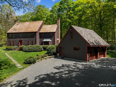 6 Winding Brook Court