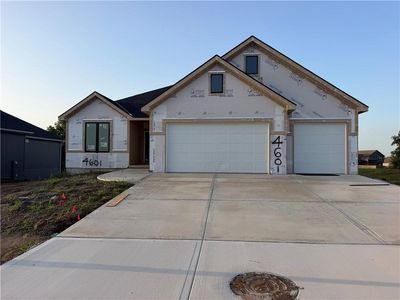 4601 NE 86th Ter