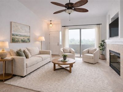 2305 W Horizon Ridge Pkwy APT 1523