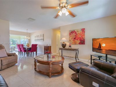 4712 NW 47th Ter
