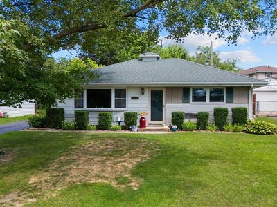 2027 W Austin Dr